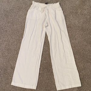 White linen drawstring elastic waist pants, trouser cut, size large